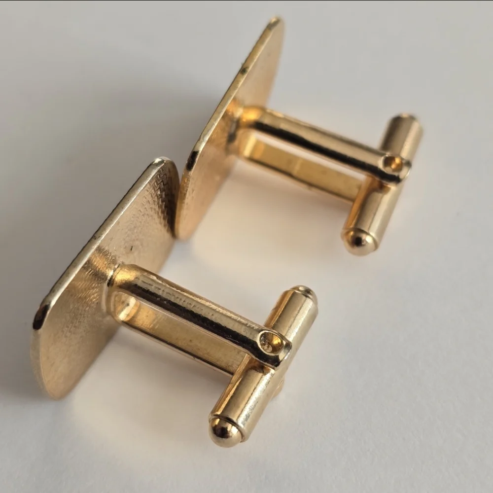 Vintage cufflinks gold tone floral cuff links